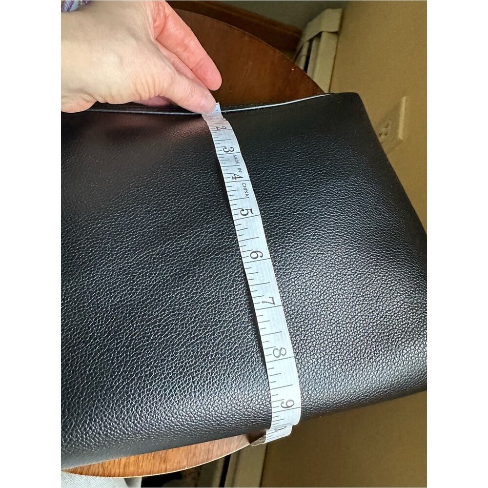 NWT Malibu Skye Mia 2-in-1 Tote Bag Black Vegan Leather - Picture 9 of 12